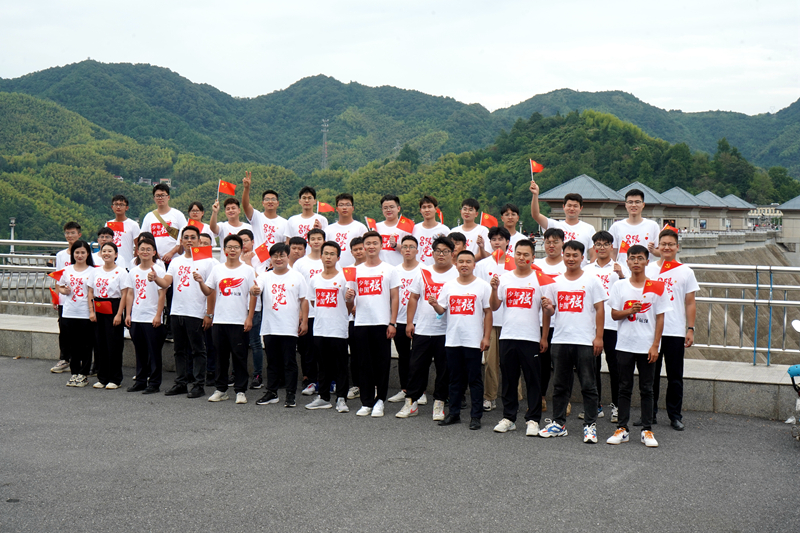 公司團(tuán)委開展“喜迎二十大、永遠(yuǎn)跟黨走、奮進(jìn)新征程”主題團(tuán)日活動6