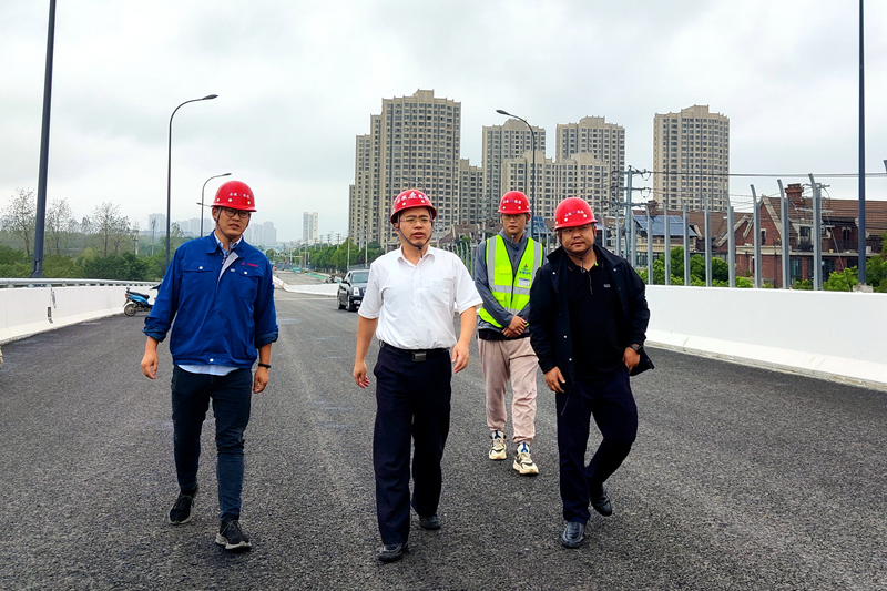 公司黨委書記、董事長錢申春調(diào)研西二環(huán)項目建設(shè)推進工作2